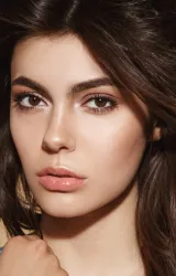 Айсель Прат