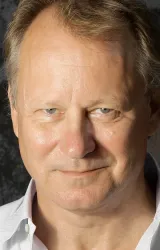 Стеллан Скарсгард