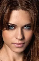 Линдси Фонсека