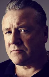 Рэй Уинстон