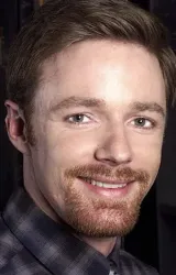 Маккензи Эстин