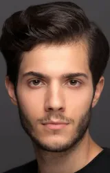 Эфекан Джан