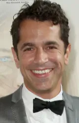 Даниел Барнз