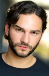 Теодор Бхат