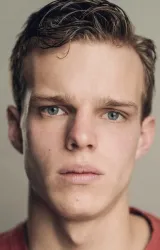 Финн Беннетт